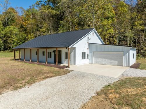 8855 Ashcraft Rd, Frazeysburg, OH, 43822-9450 | Card Image