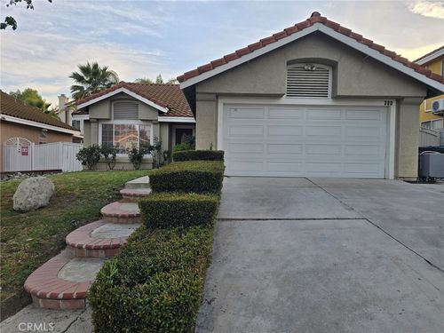 380 Tompkins, Corona, CA, 92879 | Card Image