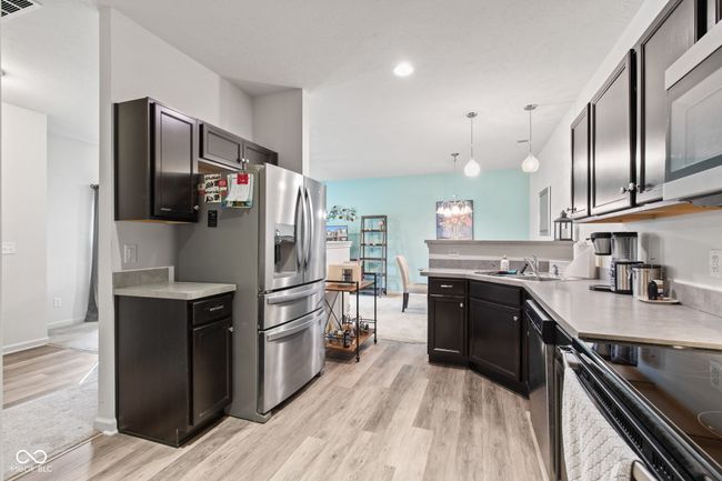 UNIT-400 - 12035 Zircon Ln, Condo with 2 bedrooms, 3 bathrooms and null parking in Fishers IN | Image 19