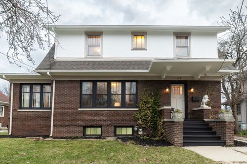 489 Division St, Elgin, IL, 60120-5763 | Card Image