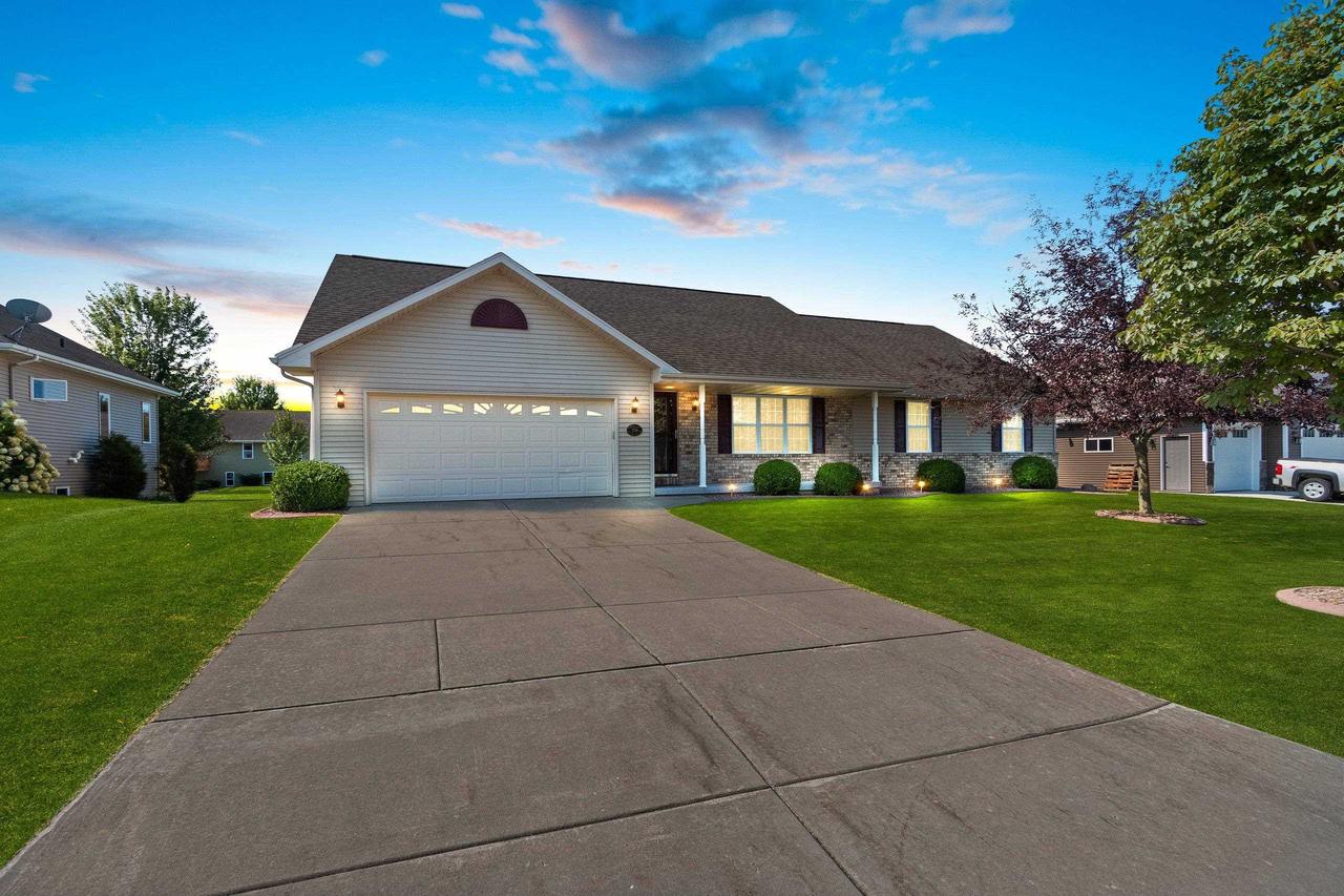 Spyglass Hill Dr, Green Bay, WI 54311