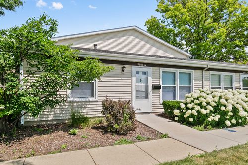unit-a-7523 Bristol Ln, Hanover Park, IL, 60133-2575 | Card Image