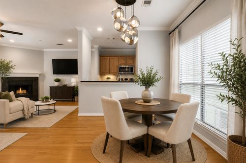 b5-2407 Stutz Dr, Dallas, TX, 75235-6513 | Card Image