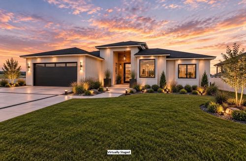 2001 Wheatland Cir, Salina, KS, 67401-7174 | Card Image
