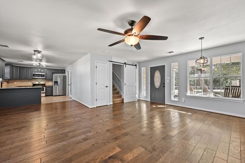 4204 Bob Wire Rd, Spicewood, TX, 78669-6103 | Card Image