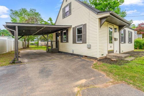 32 Porterbrook Ave, East Hartford, CT, 06118-3224 | Card Image