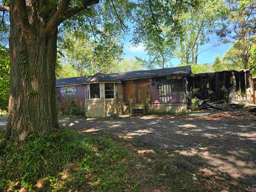 17 Sunset Cir, Fort Valley, GA, 31030-7801 | Card Image