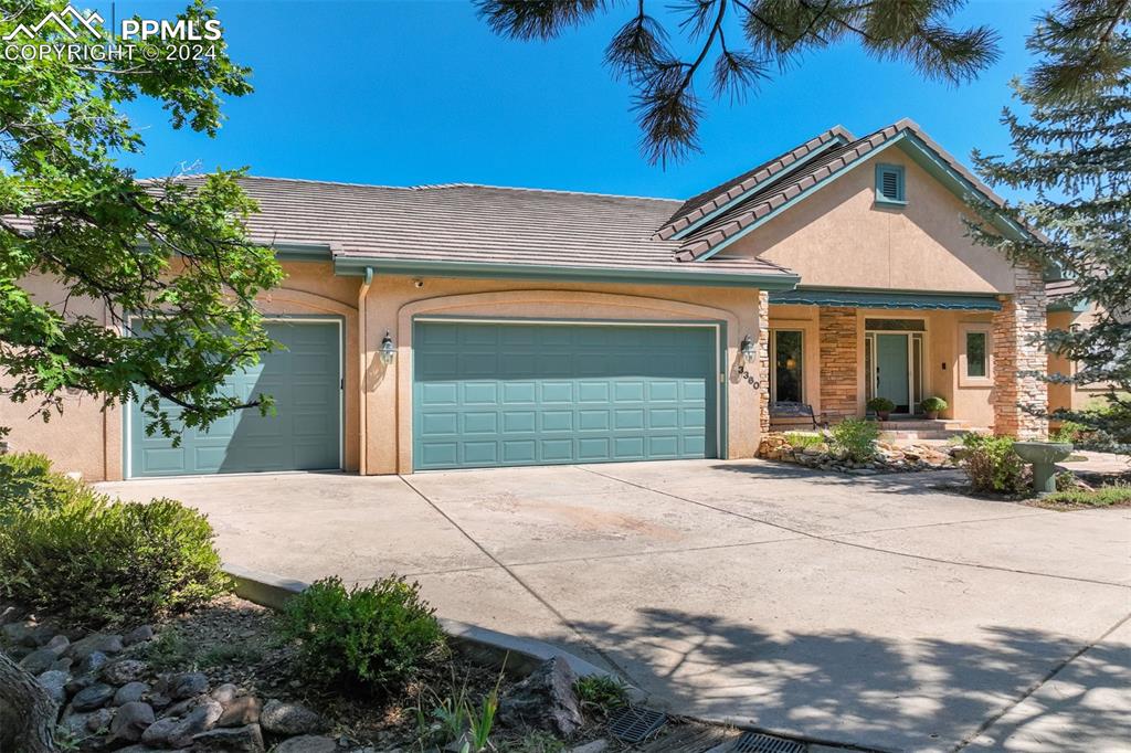Hydra Dr, Colorado Springs, CO 80906