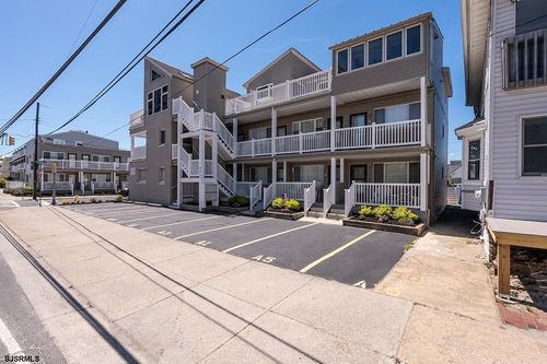 a-7-andamp-parking-space-9517 Atlantic Ave, Margate, NJ, 08402 | Card Image
