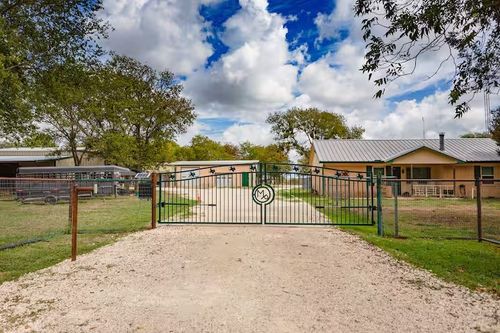 107 Camino Del Rosas, Woodway, TX, 76712-9202 | Card Image