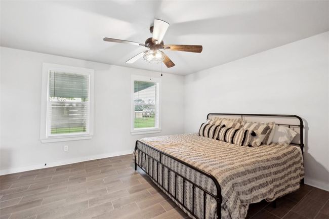 5530 Us Highway 90 A W, House other with 4 bedrooms, 2 bathrooms and 2 parking in Shiner TX | Image 29