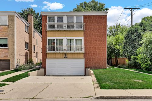 2-3821 W Morse Ave, Lincolnwood, IL, 60712-2535 | Card Image