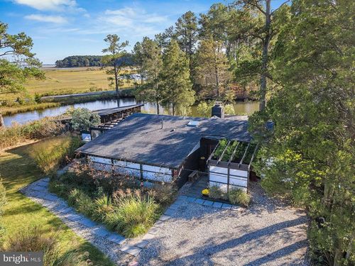 37430 5th St, REHOBOTH BEACH, DE, 19971-3638 | Card Image