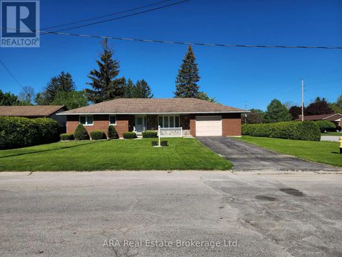 66 Union St, Meaford, ON, N4L1E6 | Card Image