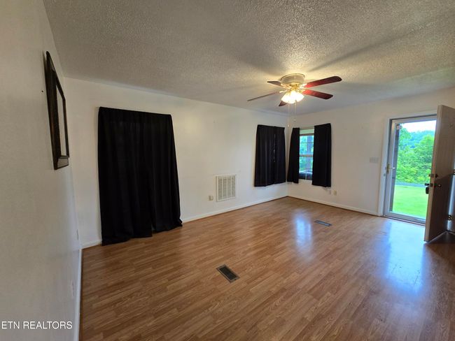 288 Machine Branch Rd, House other with 3 bedrooms, 2 bathrooms and null parking in Ewing VA | Image 8