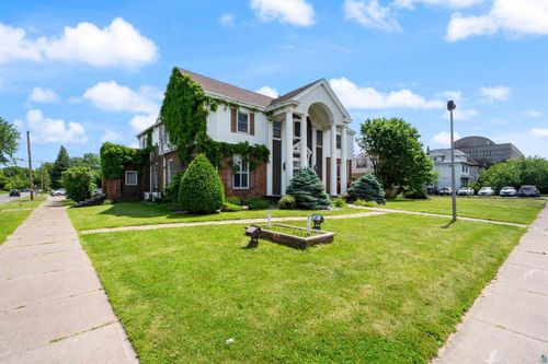 1304 Hammond Ave, Superior, WI, 54880-1623 | Card Image
