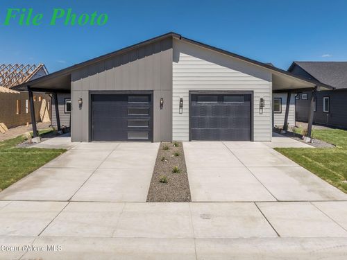 7701 N Mocha Loop, Coeur D Alene, ID, 83815-1840 | Card Image