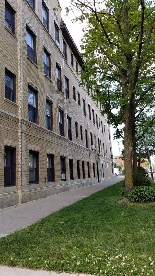 307-4764 Virginia Ave, Chicago, IL, 60625-3736 | Card Image