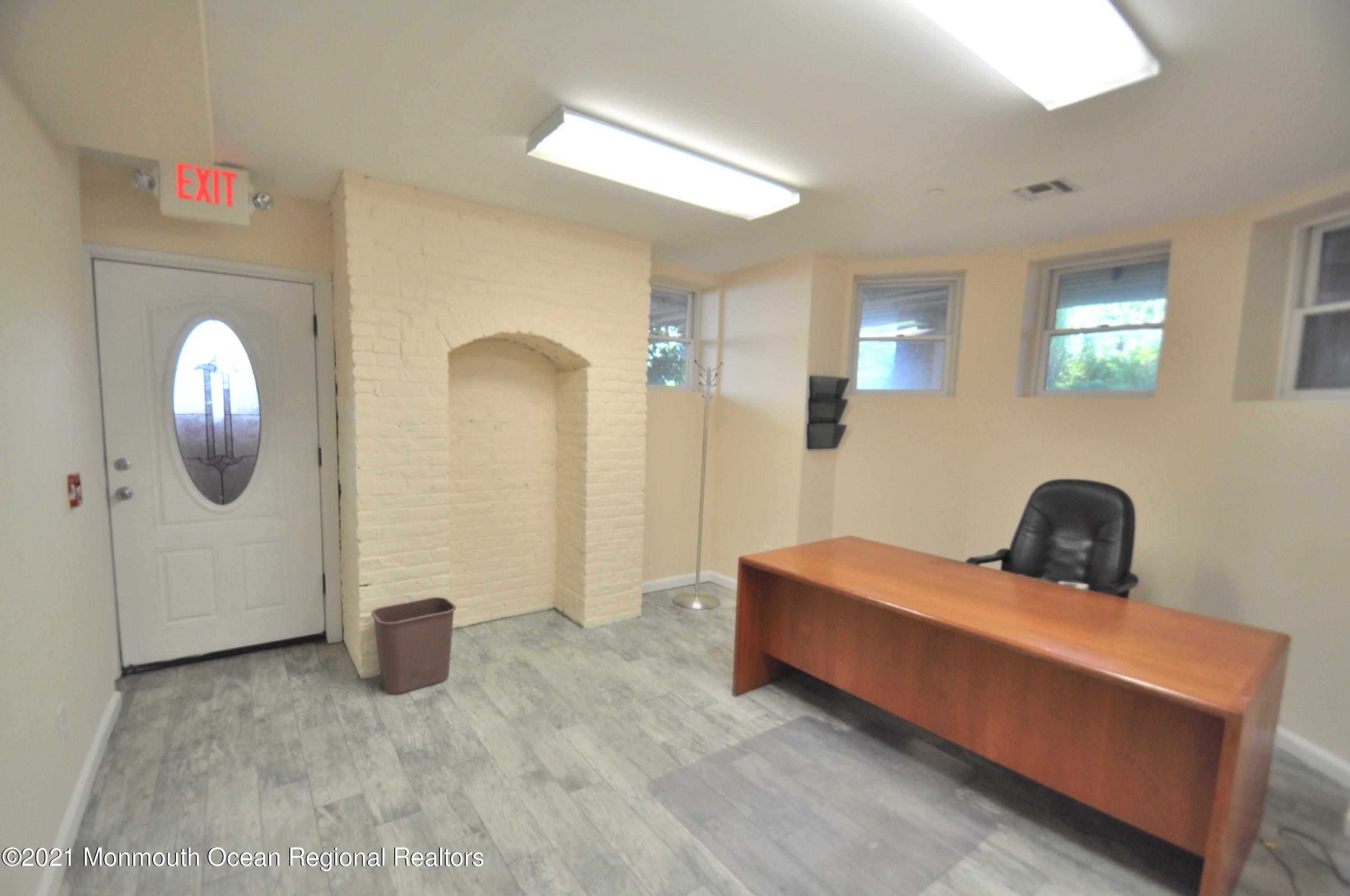 Commercial Lease in Red Bank