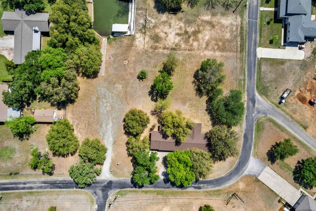 210 W Heron Dr, House other with 3 bedrooms, 2 bathrooms and null parking in Highland Haven TX | Image 27