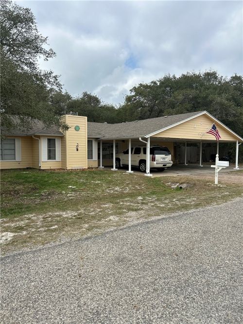 905 W Terrace Blvd, Rockport, TX, 78382-6259 | Card Image