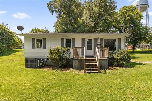 305 Short Ave, Madison, NC, 27025-1731 | Card Image