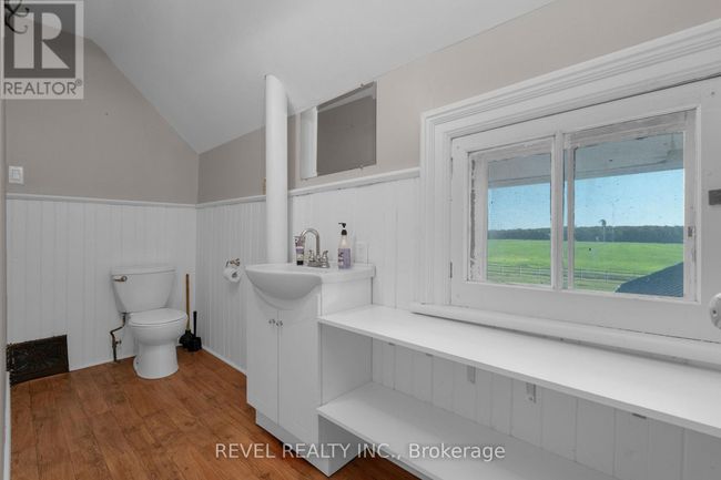 7281 9 Th Line, House other with 4 bedrooms, 2 bathrooms and 10 parking in Thornton ON | Image 29