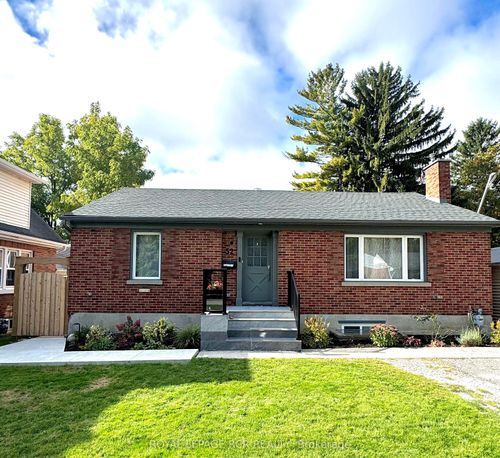 52 Drury Lane, Barrie, ON, L4M3C8 | Card Image