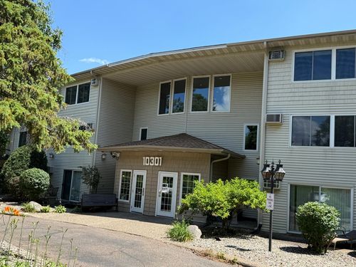102-10301 Cedar Lake Rd, Minnetonka, MN, 55305-3251 | Card Image