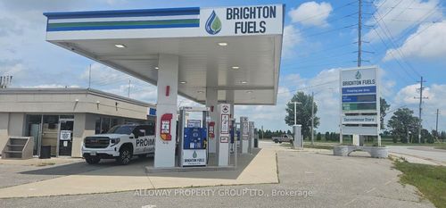 {{alt}} | Card Image