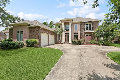 6141 Jonathan Alaric Ave, Gonzales, LA, 70737-8516 | Card Image