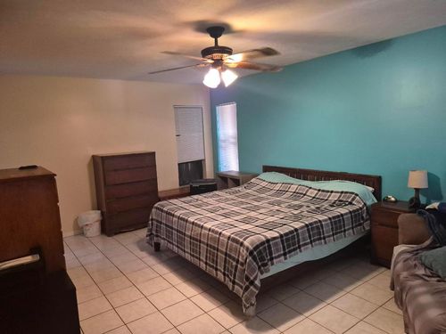 250 Se Walters Ter, Port St. Lucie, FL, 34983-3733 | Card Image