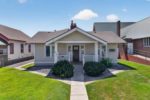 528 W Bonneville St, Pasco, WA, 99301 | Card Image