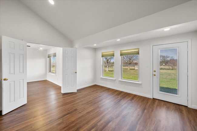 4041 Clancey Ln, House other with 2 bedrooms, 2 bathrooms and null parking in Midlothian TX | Image 8