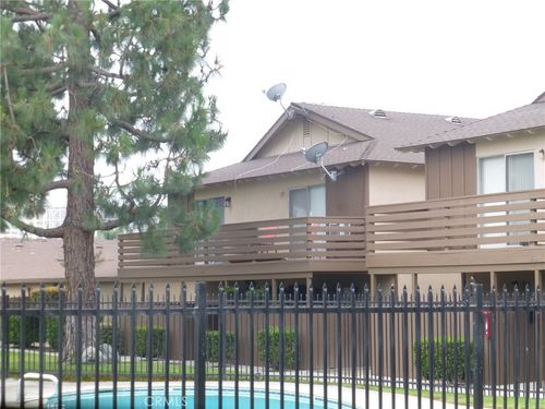 2134 S Acama St, Anaheim, CA, 92802-5233 | Card Image