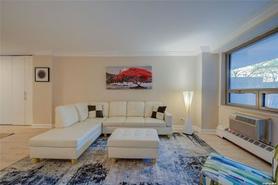 LH - 61-15 97th Street, Home with 1 bedrooms, 1 bathrooms and null parking in Rego Park NY | Image 2