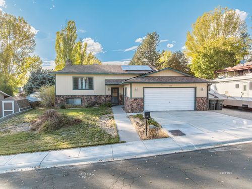 3135 Scenic View Drive, Elko, NV, 89801 | Card Image