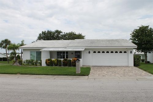 9045 40th St N, PINELLAS PARK, FL, 33782-5623 | Card Image
