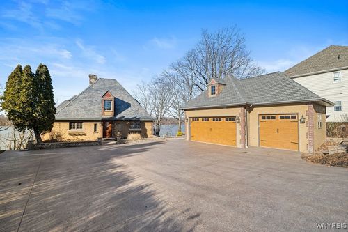 4090 River Rd, Youngstown, NY, 14174-9739 | Card Image