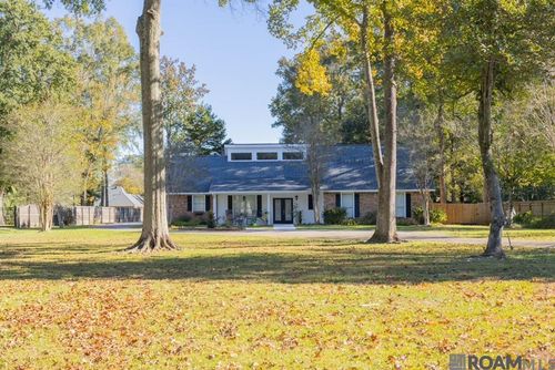 6033 Harness Rd, Baton Rouge, LA, 70817-3308 | Card Image