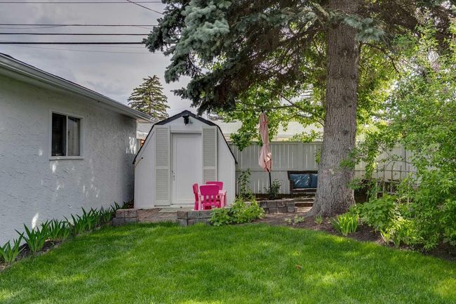 9559 Assiniboine Rd Se, House other with 4 bedrooms, 2 bathrooms and 2 parking in Calgary AB | Image 29