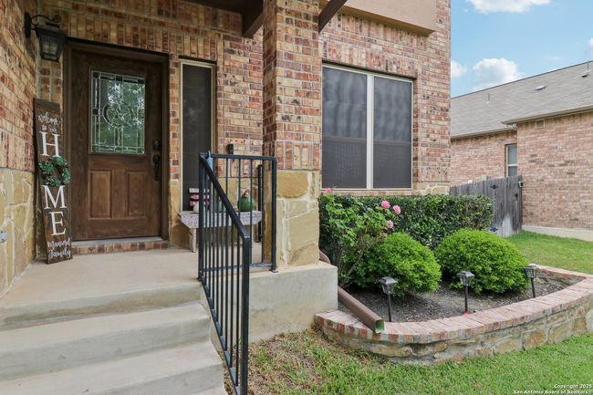 512 Saddle House, House other with 4 bedrooms, 4 bathrooms and null parking in Cibolo TX | Image 6
