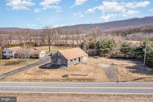 543 Mountain House Rd, HALIFAX, PA, 17032-9201 | Card Image
