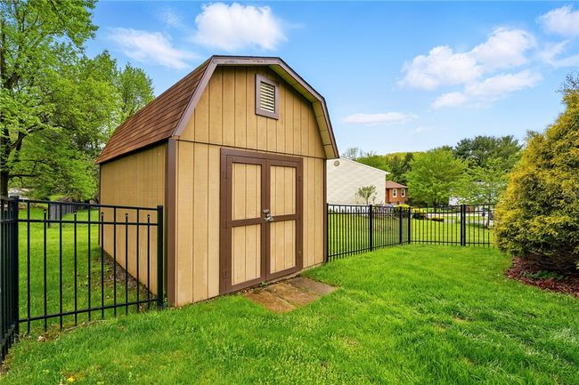 909 Fox Run Cir, House other with 3 bedrooms, 2 bathrooms and 1 parking in Cranberry Twp PA | Image 33