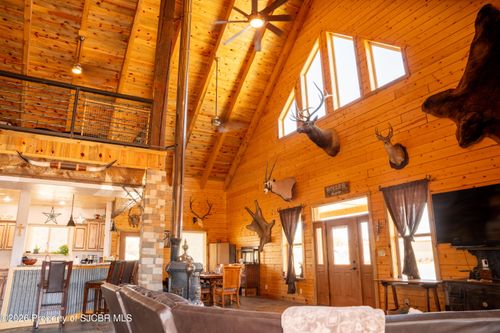 7153 Us 64, Bloomfield, NM, 87413-9572 | Card Image