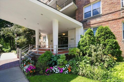 b121-4525 Henry Hudson Parkway, New York, NY, 10471 | Card Image