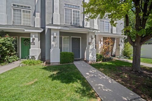 86-475 Redwood Rd, Salt Lake City, UT, 84116-3749 | Card Image
