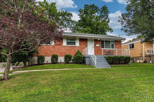 5732 Fourson Dr, Cincinnati, OH, 45233 | Card Image