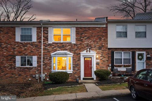 367 Dartmouth Ct, BENSALEM, PA, 19020-8204 | Card Image