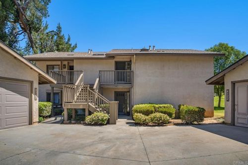 4122 Oak Island, Fallbrook, CA, 92028 | Card Image